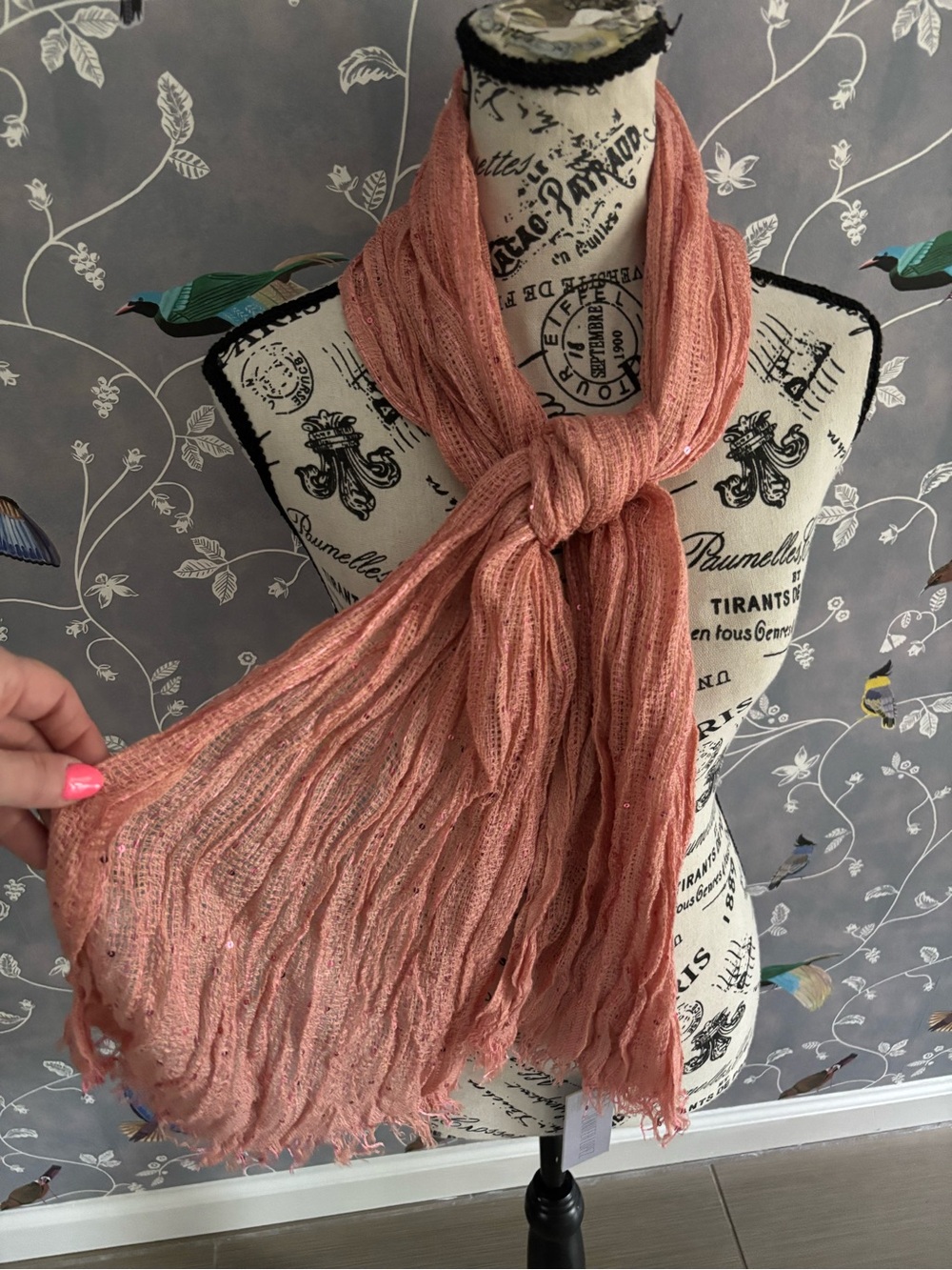 NWT Jennifer Lopez pink sequin shimmery scarf wrap